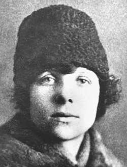 Portrait von May Picqueray